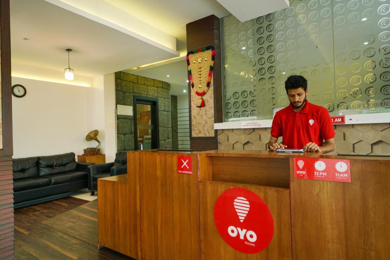 Oyo 1684 Hotel Malabar Inn Kozhikode Exterior foto